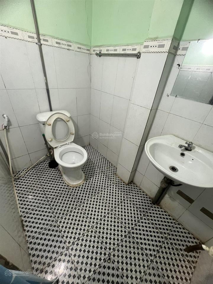 Chính chủ cho thuê nhà riêng 1 trệt gác lửng gần mai chí thọ  trần não, có 2 phòng ngủ giá 7tr