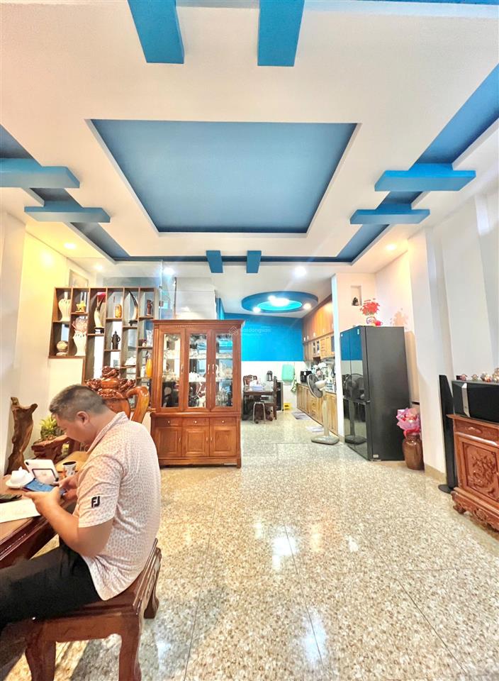 Chính chủ bán nhà 3 tầng gần lê văn thịnh, nội thất cao cấp giá 7,5 tỷ