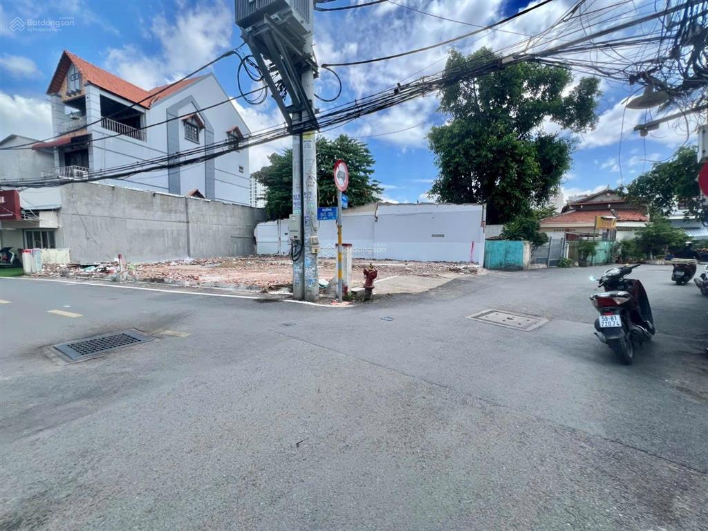 Bán lô đất mặt tiền đường 78 m2 giá 7,7 tỷ gần ủy ban phường, siêu thị phù hợp xây nhà ở