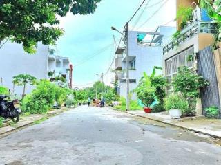 Bán đất thổ cư ngang 4,5m khu dân cư đồng bộ thoáng gần trường tiểu học phú hữu giáp quận 2