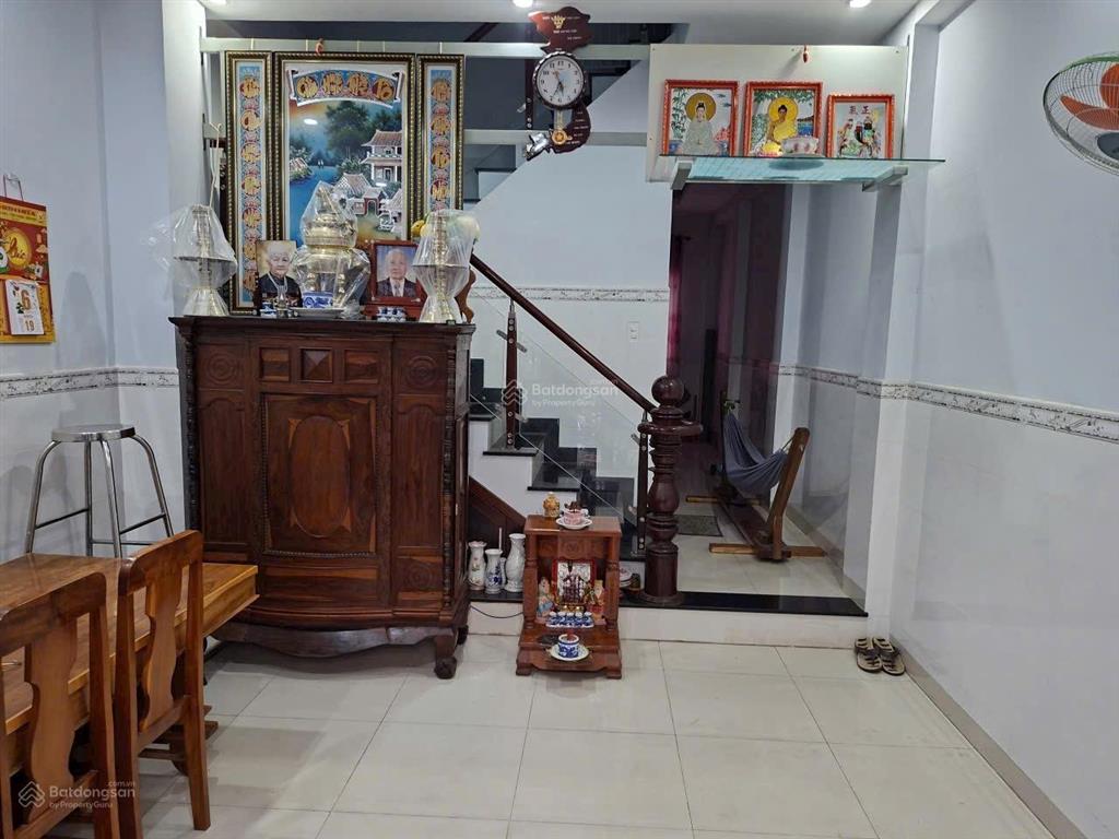 Chính chủ bán nhà 3 lầu gần nguyễn duy trinh có 4 phòng ngủ đẹp