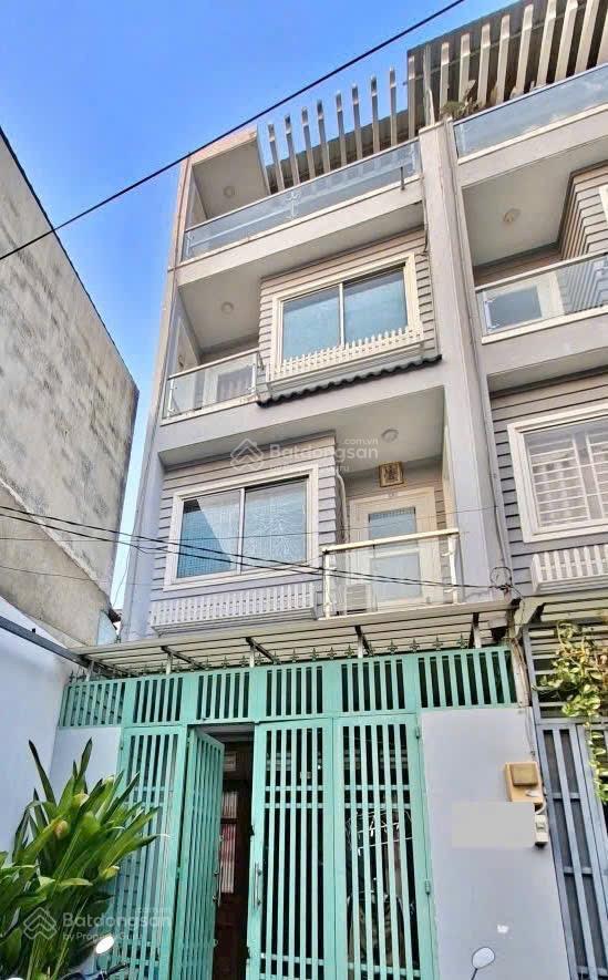 Chính chủ bán nhà 3 lầu gần nguyễn duy trinh có 4 phòng ngủ đẹp