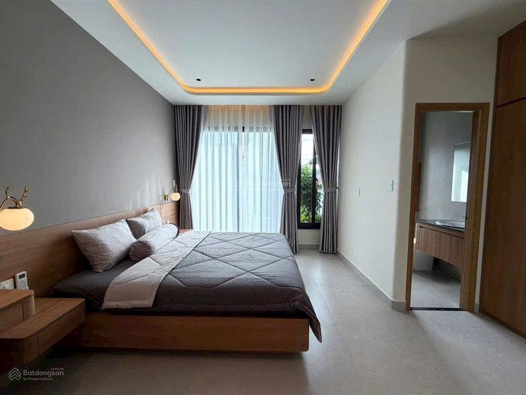 Chính chủ bán nhà 3 lầu gần nguyễn duy trinh có 4 phòng ngủ đẹp