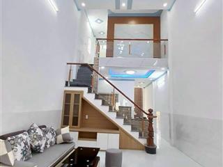 Nhà xây 1 trệt 1 lửng giáp khu công nghiệp thạnh phú cần bán gấp, nhà đẹp thổ cư 100% chính chủ bán