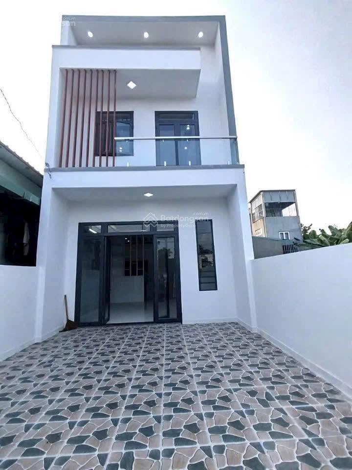 Bán nhà gần trục 16, gần cây xăng 75, giá nhà lầu bằng giá đất thôi, quá rẻ 4x20m thổ cư sổ riêng