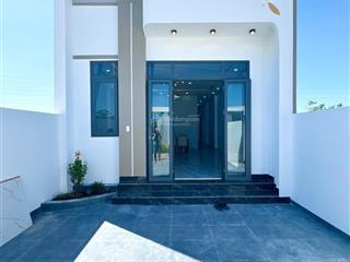 Nhà xây siêu hiện đại, đẹp lung linh, nằm ở bình hoà (nay thuộc tân triều) 5x20m thổ cư sổ riêng