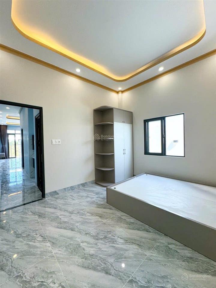 Làm gì còn căn nào đẹp như vầy ở tân triều mà giá chỉ cần trả trước 300 triệu thôi về ở ngay