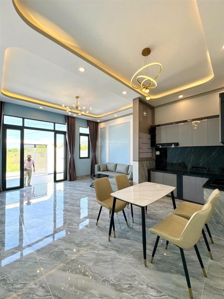 Làm gì còn căn nào đẹp như vầy ở tân triều mà giá chỉ cần trả trước 300 triệu thôi về ở ngay