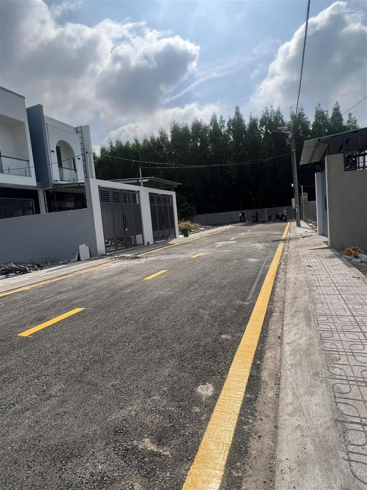 Bán lô đất nằm trong khu dân cư phường tân triều, đường xe hơi, diện tích 100m2 thổ cư 100% siêu rẻ