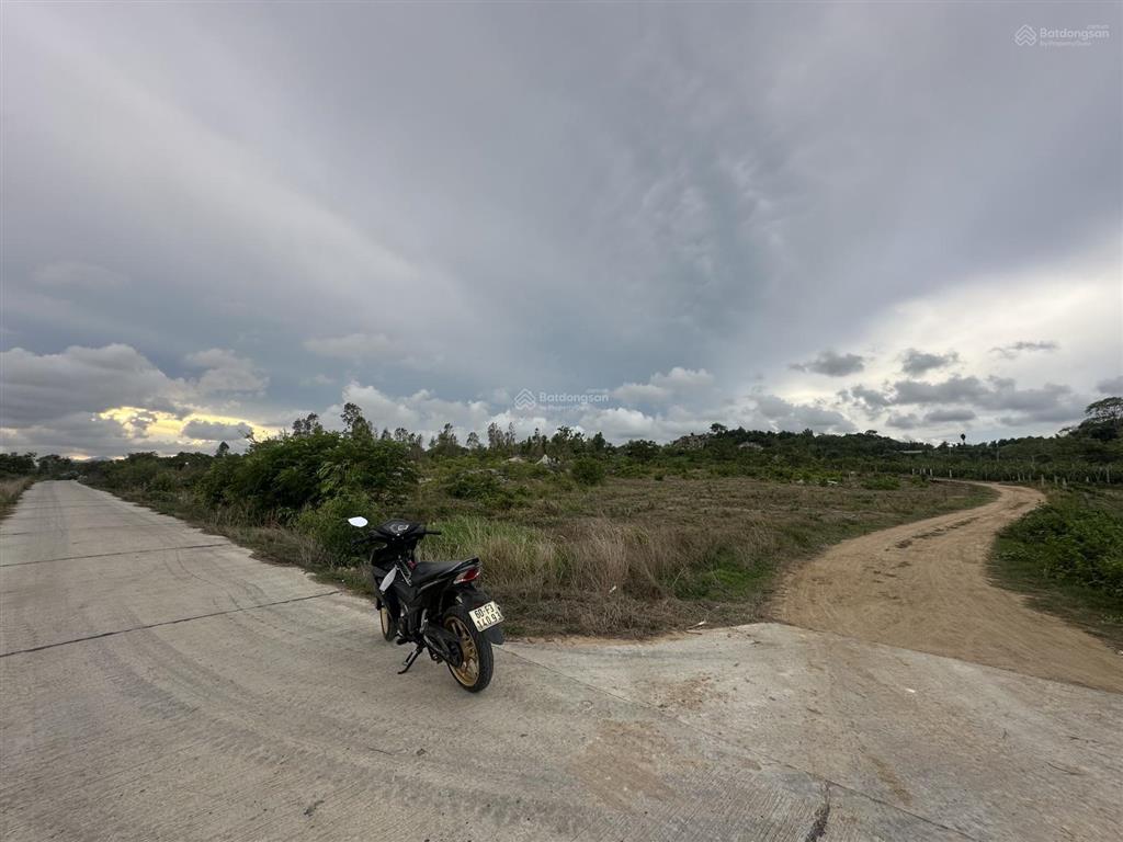 Chỉ 309 triệu, có ngay 1 lô sổ hồng riêng thổ cư. cách biển kê gà 2km thôi. quá rẻ