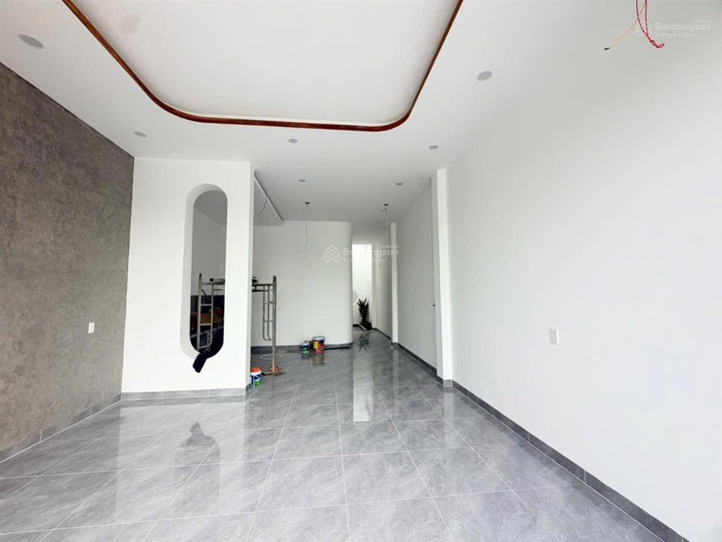Chủ cần tiền bán gấp căn nhà cấp 4 có 2 phòng ngủ, nằm ở phường tân triều 0937 024 ***