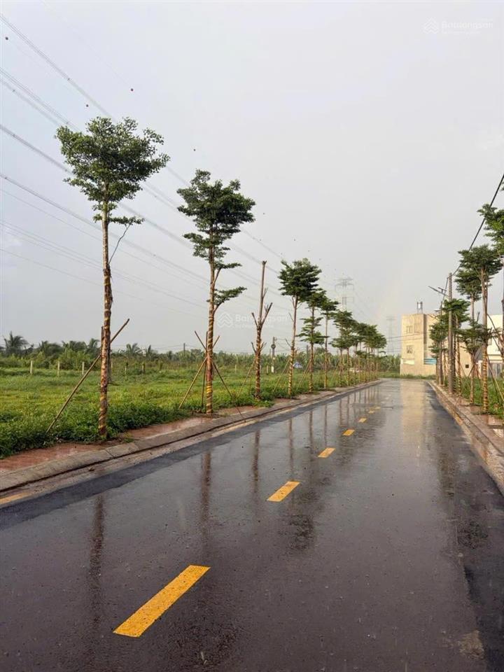 Bán đất ngay sông, diện tích nhỏ dễ mua dễ sở hữu chỉ 850 triệu đường nhựa sổ riêng thổ cư