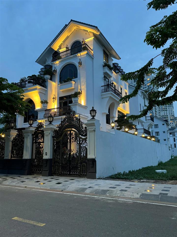 Bán nhanh lô đất biệt thự 7x20m khu villa cao cấp sài gòn mystery sổ riêng sang tên ngay 0906 789 ***