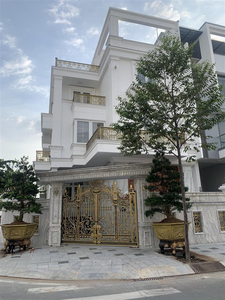 Chuyển nhượng nhà phố saigon mystery quận 2, căn góc 2 mặt tiền bao thuế phí chốt nhanh 0906 789 ***