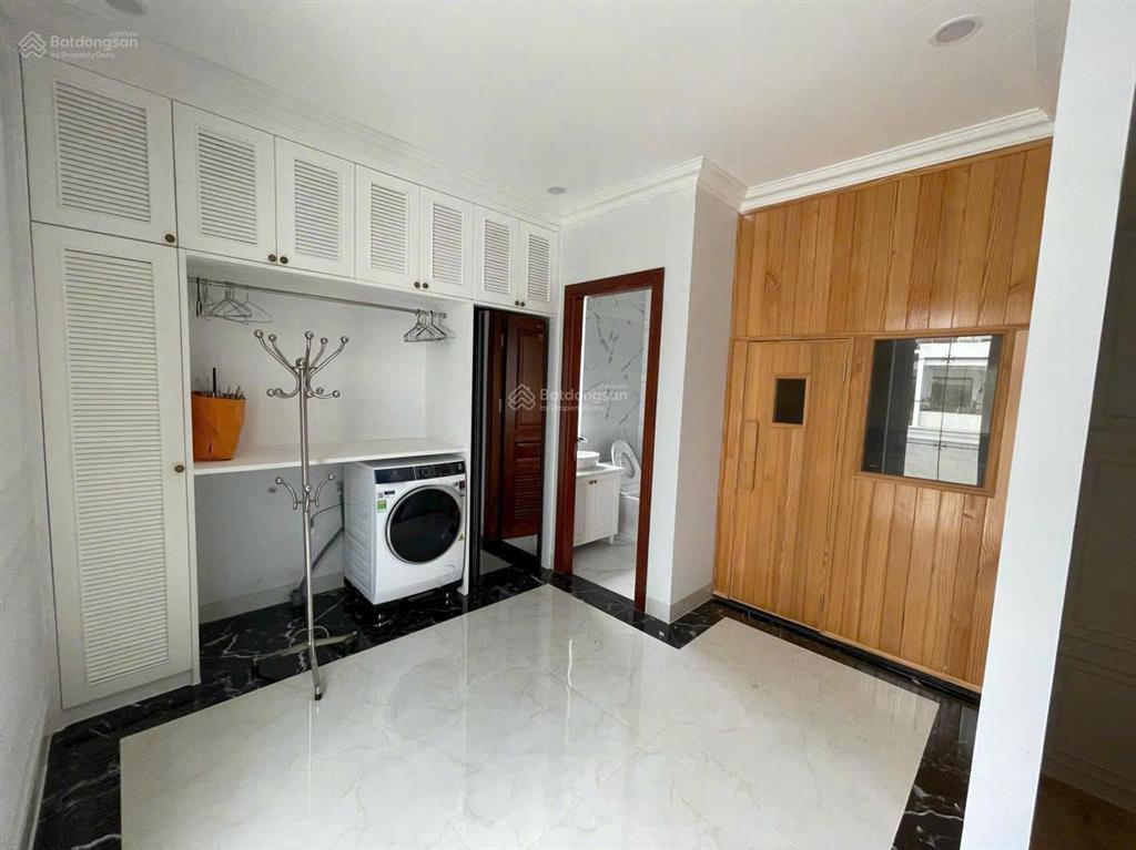 Chuyển nhượng nhà phố saigon mystery quận 2, căn góc 2 mặt tiền bao thuế phí chốt nhanh 0906 789 ***