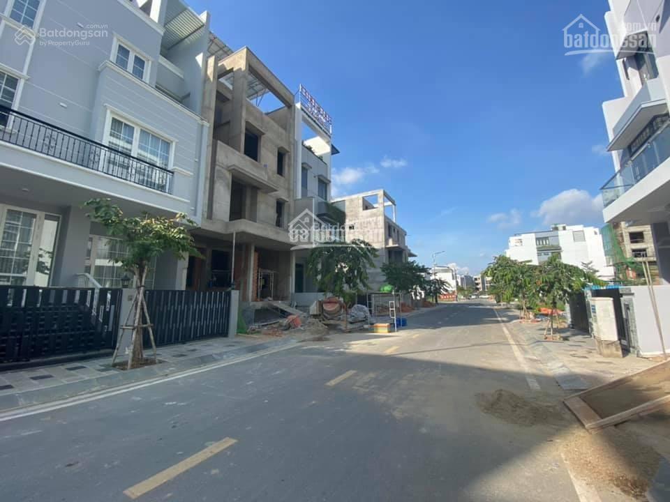 Bán tòa nhà kinh doanh 7 tầng đường bát nàn 9x21 giá 95 tỷ.  0906 789 ***
