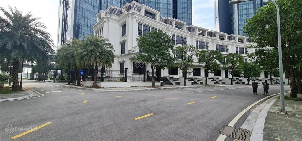 Biệt thự sunshine city view vòng xuyến trung tâm, 210m2, giá 360tr/m2