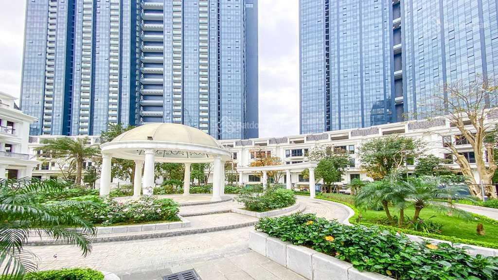 Biệt thự sunshine city view vòng xuyến trung tâm, 210m2, giá 360tr/m2