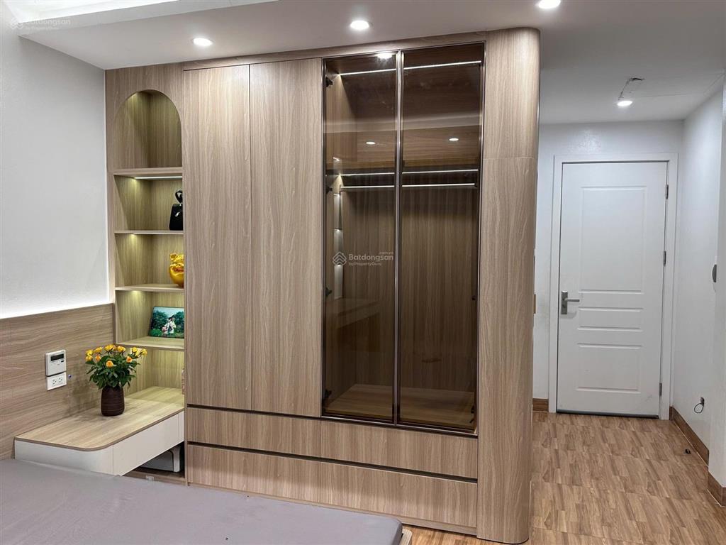 Chính chủ cần bán nhà 4 tầng cầu diễn dt 98m2 xây dựng 70m2 ngõ thoáng gần chợ, trường