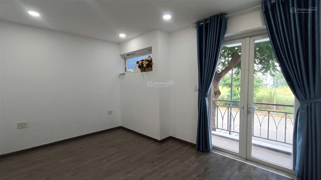 Bán nhà phố lovera park  mt đường số 19 rộng 30m  nhà đã hoàn thiện