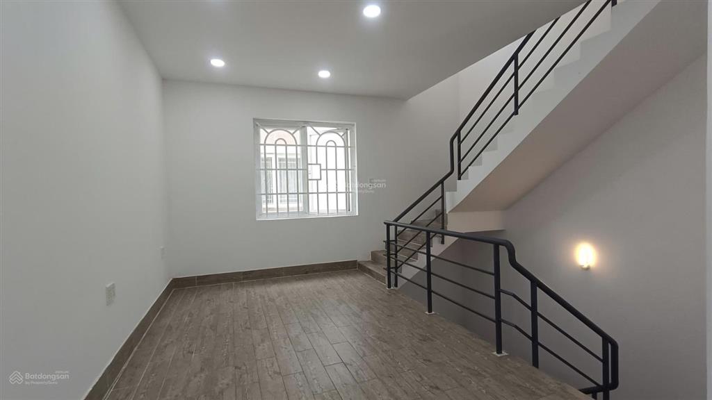 Bán nhà phố lovera park  mt đường số 19 rộng 30m  nhà đã hoàn thiện