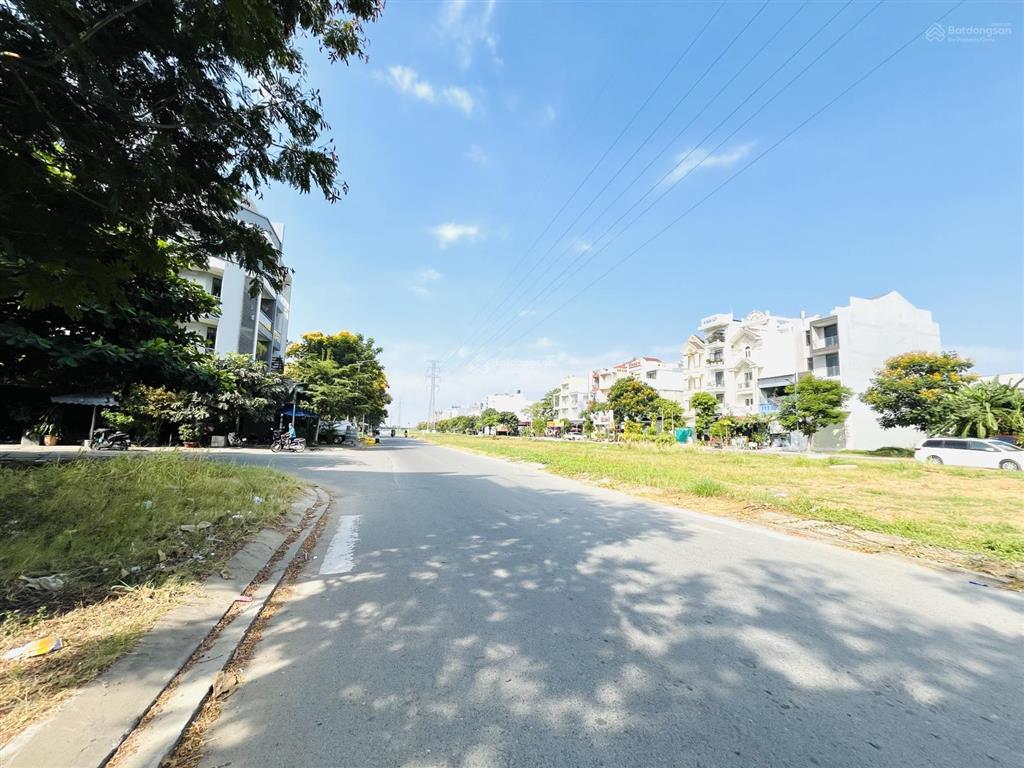 Chỉ 6,8 tỷ sở hữu nền mặt tiền đường rộng 52m tại kdc phong phú 4  sổ hồng riêng