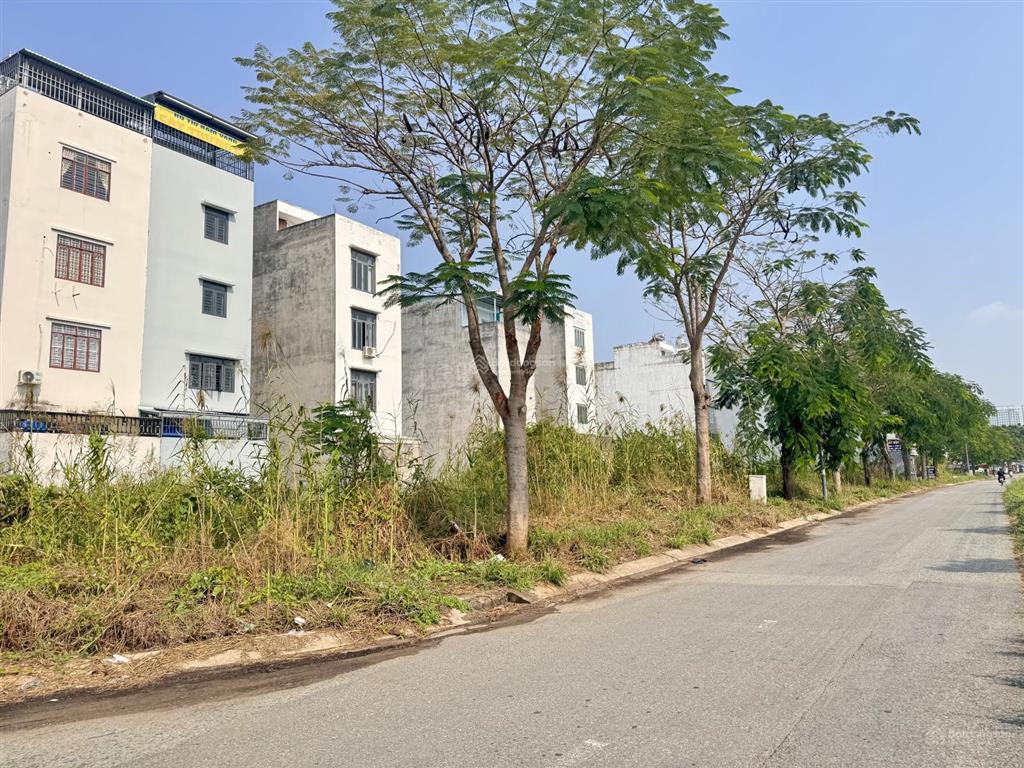 Bán đất mt đường song hành quốc lộ 50, kdc phong phú 4, bình chánh