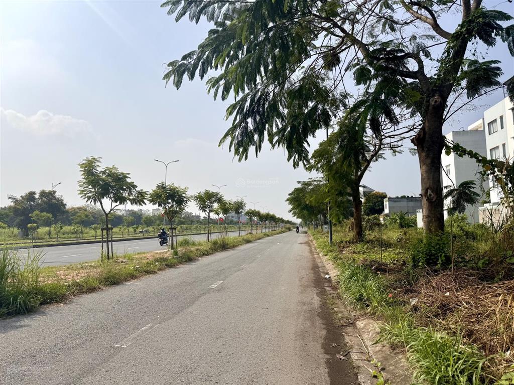 Bán đất mt đường song hành quốc lộ 50, kdc phong phú 4, bình chánh