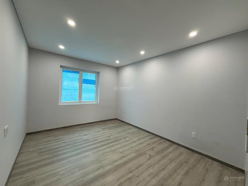 Bán nhà lovera park, dt 7x15m, hoàn thiện đẹp, giá chỉ 8,5 tỷ