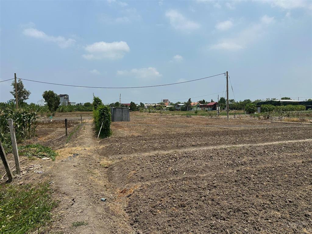 Bán 9500m2 đất hẻm đường tập đoàn 16, xã đa phước, bình chánh  18,5 tỷ