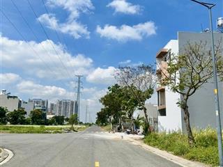 Sở hữu ngay nền mặt tiền đường 52m, kdc phong phú 4, bình hưng