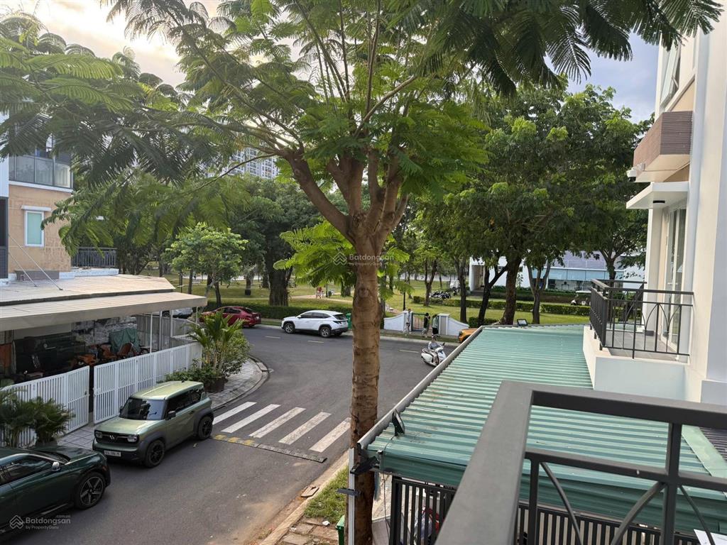 Hàng hiếm lovera park  căn góc đẹp 7x16m  kề công viên mát mẻ