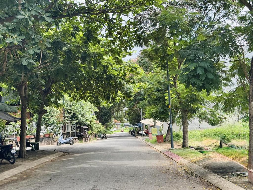 Đất đẹp tại kdc phong phú 4, khang điền, 100m2, sổ hồng riêng, 6,1 tỷ
