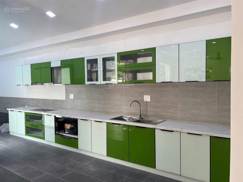 Căn góc lovera park  3 mặt thoáng  thuận tiện kinh doanh & an cư  139,5m2
