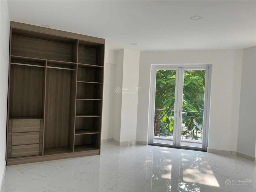 Căn góc lovera park  3 mặt thoáng  thuận tiện kinh doanh & an cư  139,5m2