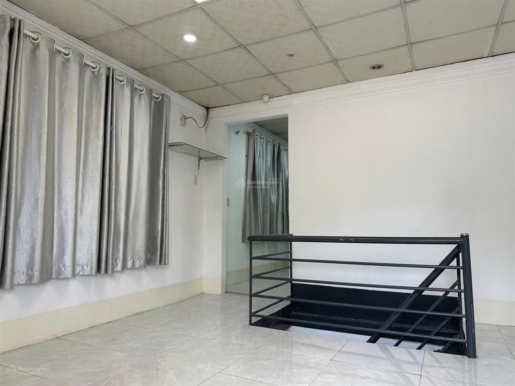 Chính chủ bán nhà mặt tiền xã bình hưng, tp.hcm  diện tích 4x20m nở hậu  vị trí đẹp  giá tốt