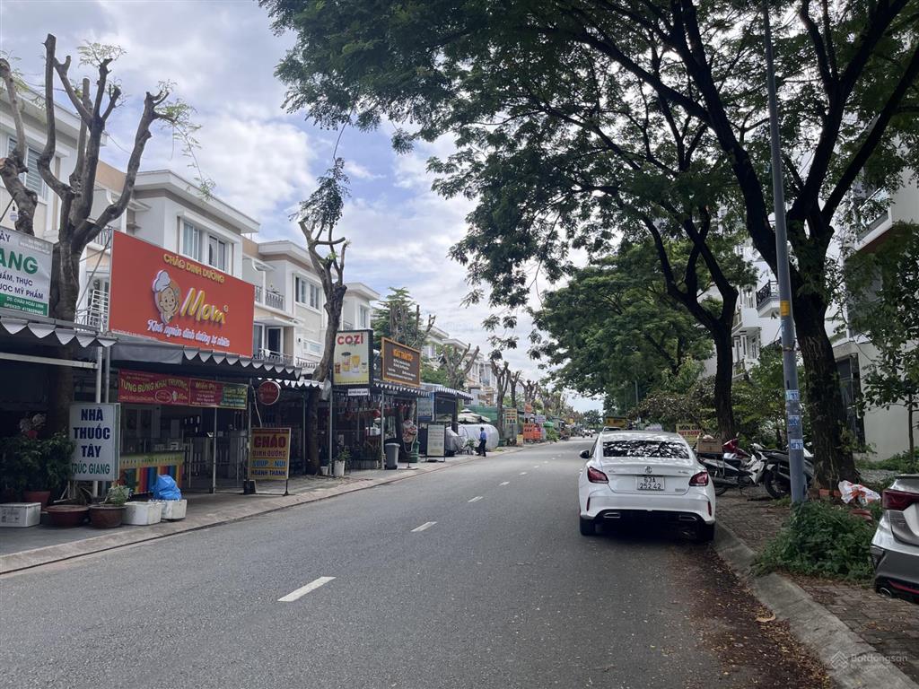 Cho thuê nhà nguyên căn 4 tầng  mặt tiền đường số 14, kdc phong phú 4 (khang điền)