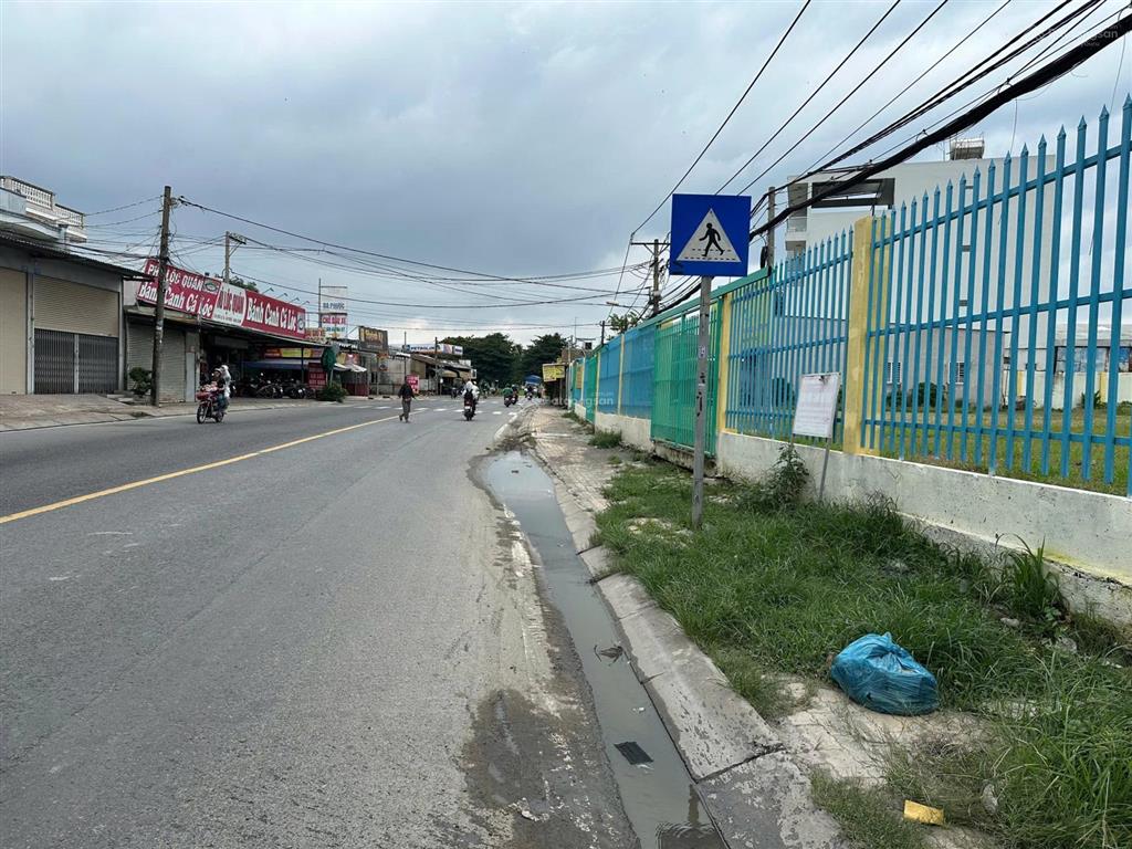 Cho thuê kho rộng 450m2 + 1.000m2 đất trống tại mặt tiền quốc lộ 50, xã đa phước, huyện bình chánh