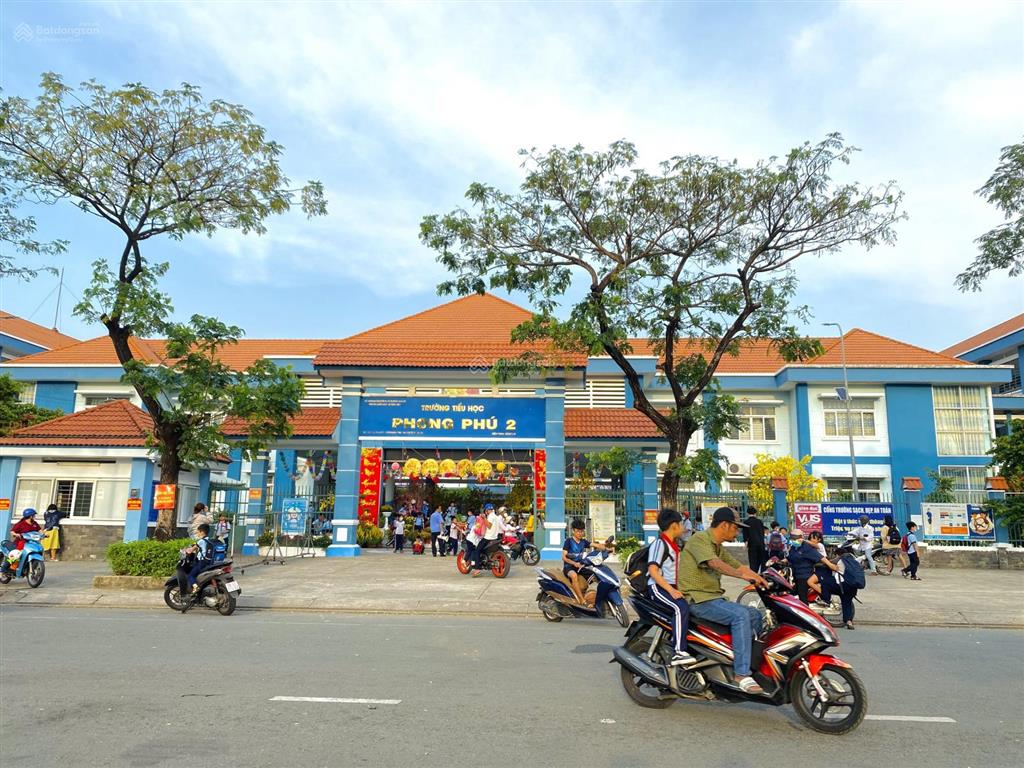 Chỉ 1 nền hiếm có  100m2  sổ hồng riêng  giá 5 tỷ  kdc khang điền bình chánh