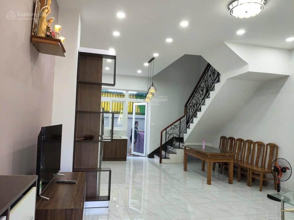 8,2 tỷ  nhà phố lovera park khang điền  view công viên, full nội thất, sổ hồng riêng