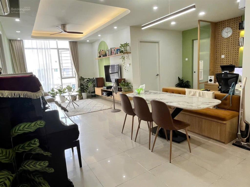 Bán căn hộ cc tại chung cư phú mỹ, 93m2  hàng hiếm tại giá cực chất.  0918 999 ***