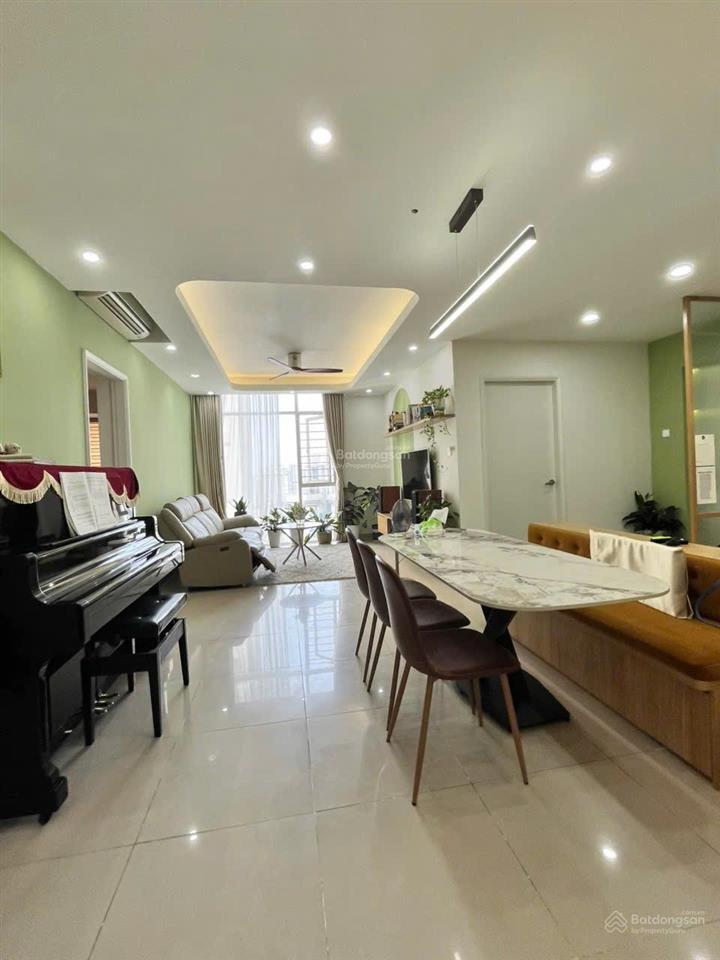 Bán căn hộ cc tại chung cư phú mỹ, 93m2  hàng hiếm tại giá cực chất.  0918 999 ***