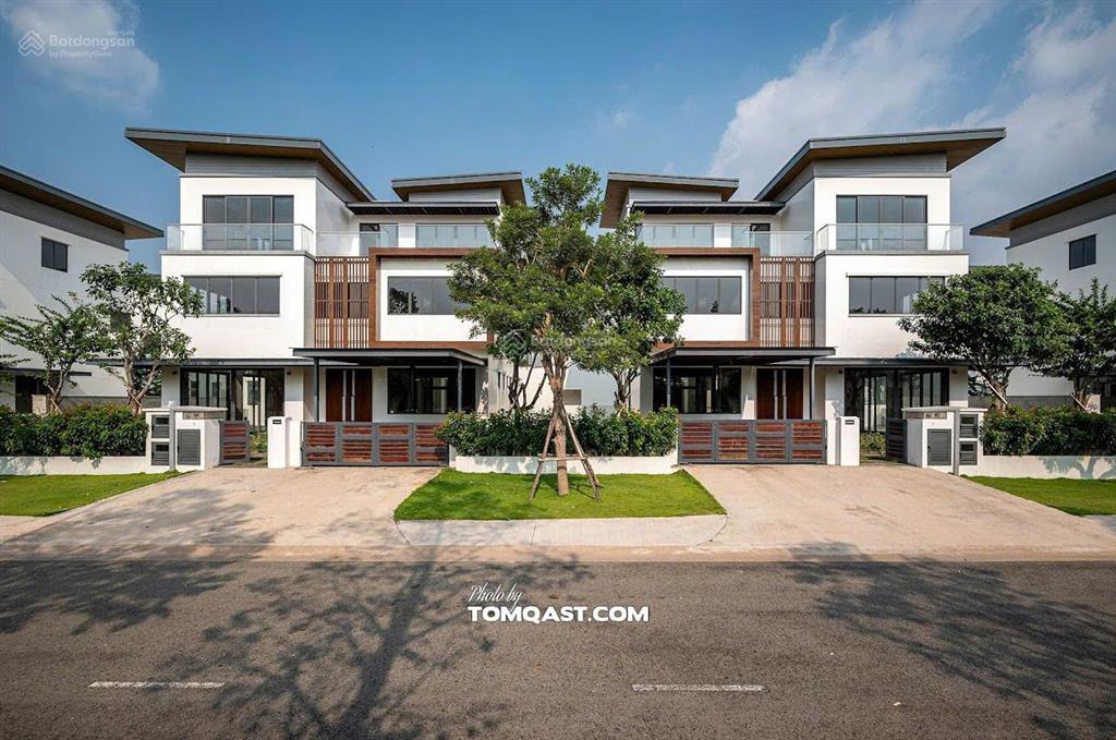 Chính chủ gửi bán căn góc đẹp zone 5 giá tốt đầu tư  sổ hồng sẵn sàng sang tên ngay
