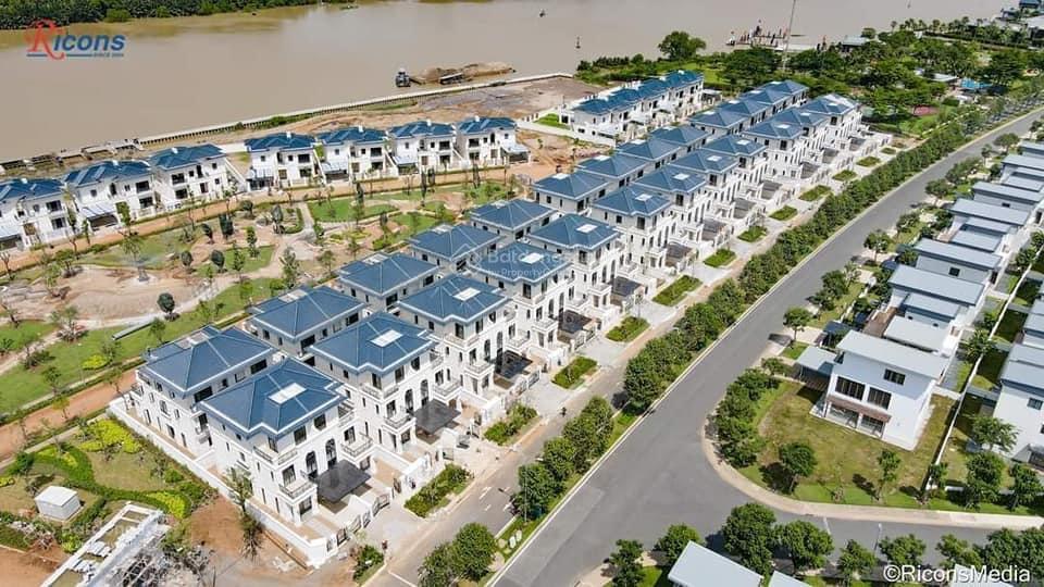Chính chủ cần tiền bán gấp biệt thự song lập zone 4 swanbay giá đáy, chỉ một căn duy nhất