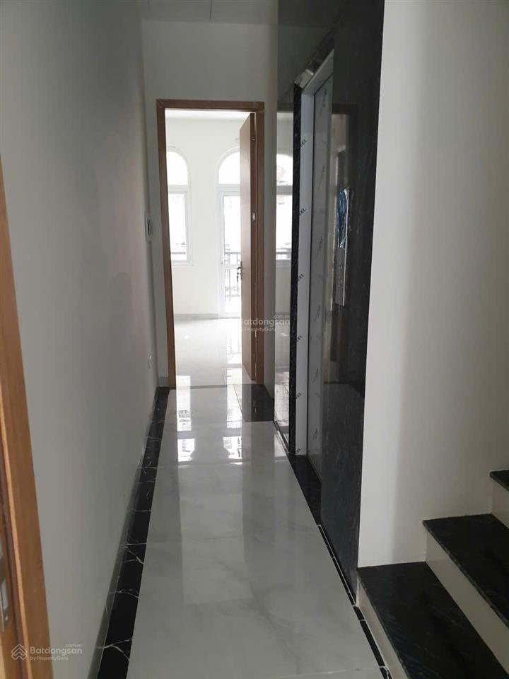 Chính chủ cho thuê gấp căn louis city 100m2, có tháng máy, 35tr/tháng,phù hợp kinh doanh kết hợp ở
