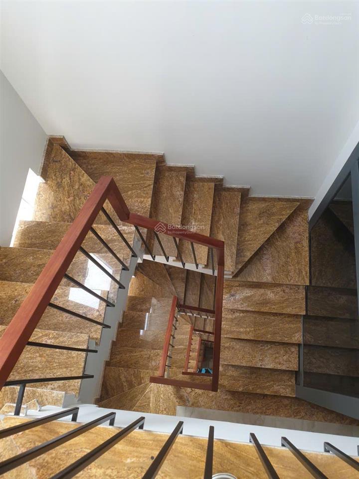 Cần cho thuê full căn louis city đại mỗ 435m2 sd mặt đường lớn, vỉa rộng đã hoàn thiện chỉ 35tr/th