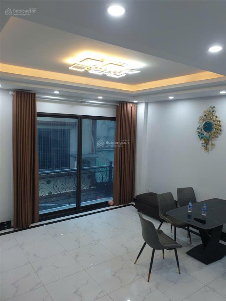 Chín chủ bán gấp nhà 5 tầng ngõ 63 đại mỗ ô tô vào nhà 9,9 tỷ.  0981 627 ***
