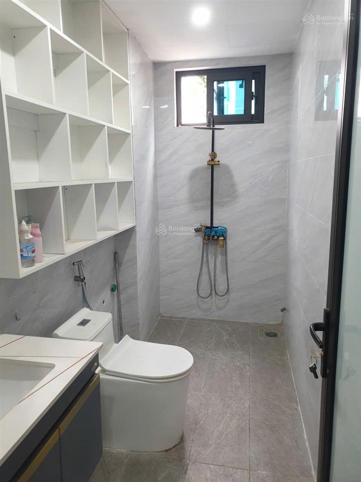 Chín chủ bán gấp nhà 5 tầng ngõ 63 đại mỗ ô tô vào nhà 9,9 tỷ.  0981 627 ***