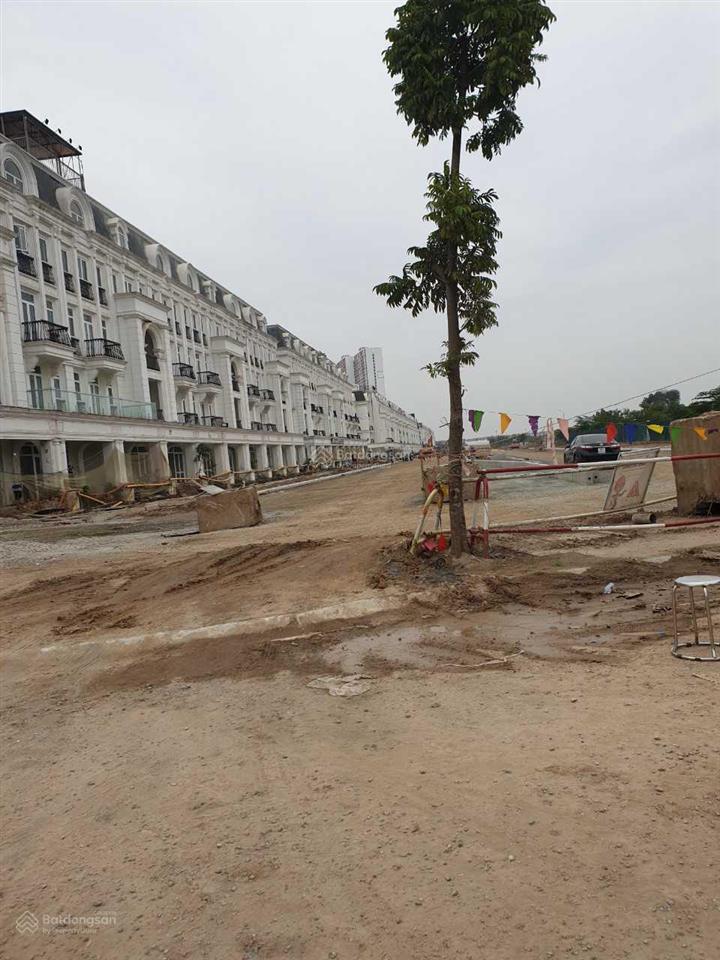 Phòng bán hàng dự án louis city đại mỗ  nam từ liêm dt từ 90m²  300m2 chỉ từ 24 tỷ   mr dân