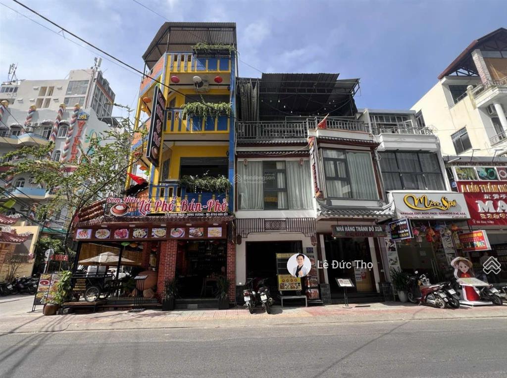 Nhà phố mặt tiền hùng vương ngang 7m dài 11m cực hiếm. giá 33,5 tỷ